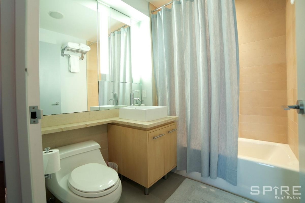 306 Gold Street - Photo 3