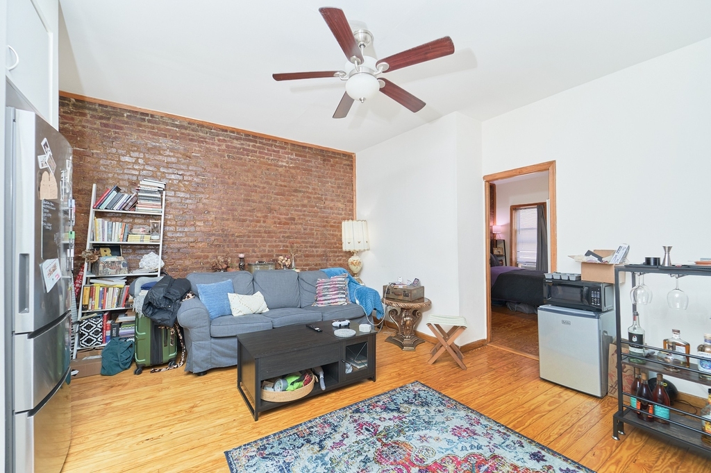 319 E 95th Street - Photo 1