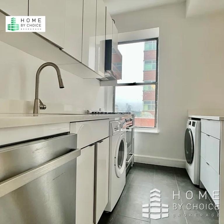 101 W 126th Street - Photo 2