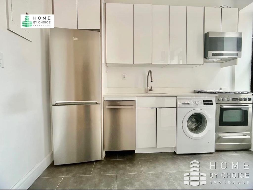 101 W 126th Street - Photo 1