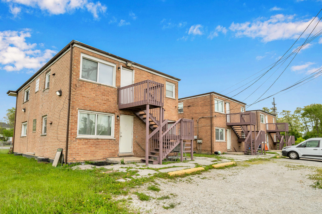 16048 Halsted Street - Photo 11