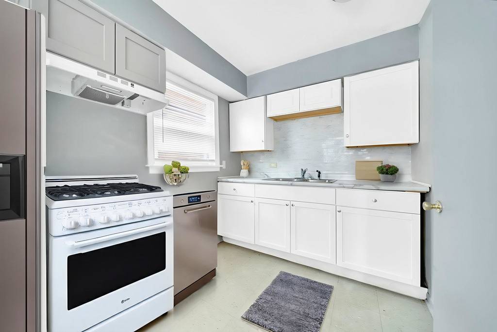 16048 Halsted Street - Photo 2