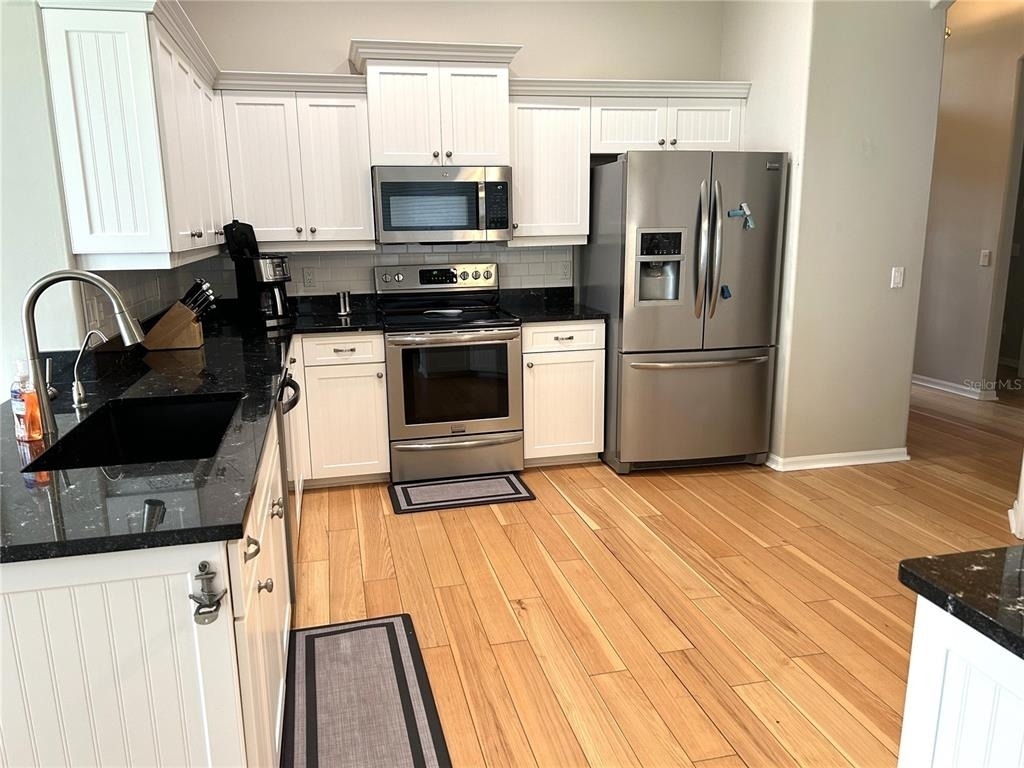 8918 Olde Hickory Avenue - Photo 2