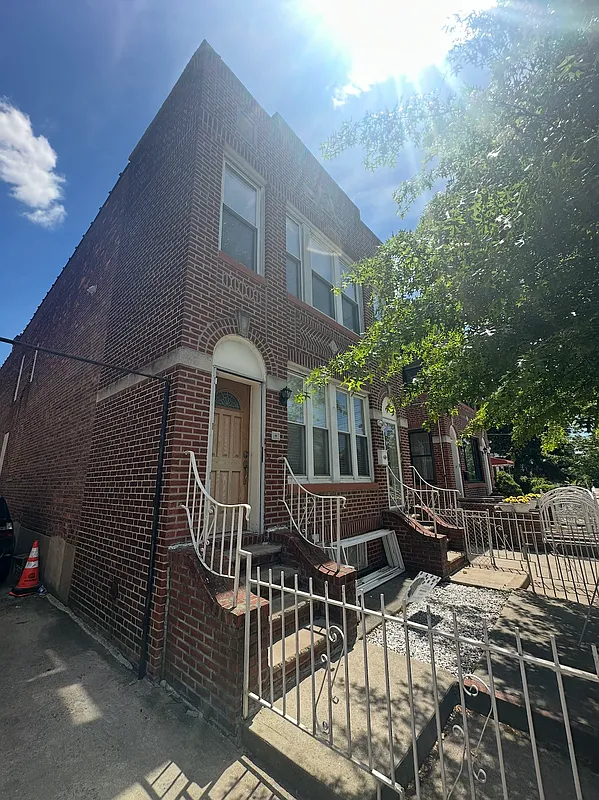 1271 Brooklyn ave - Photo 12