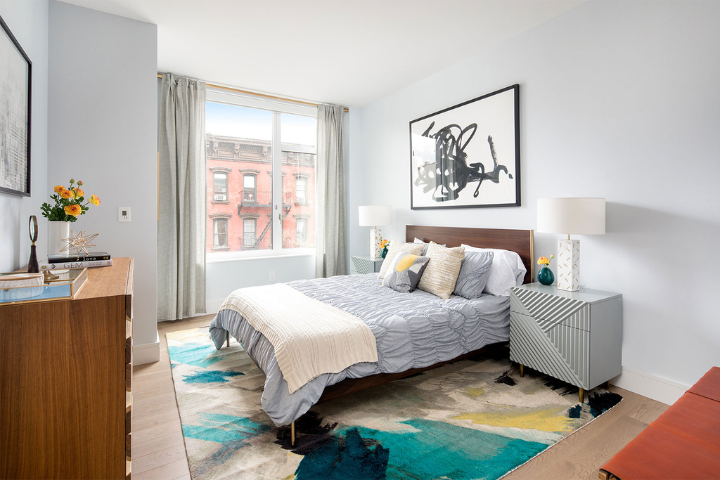 510 East 14th Street - Photo 4