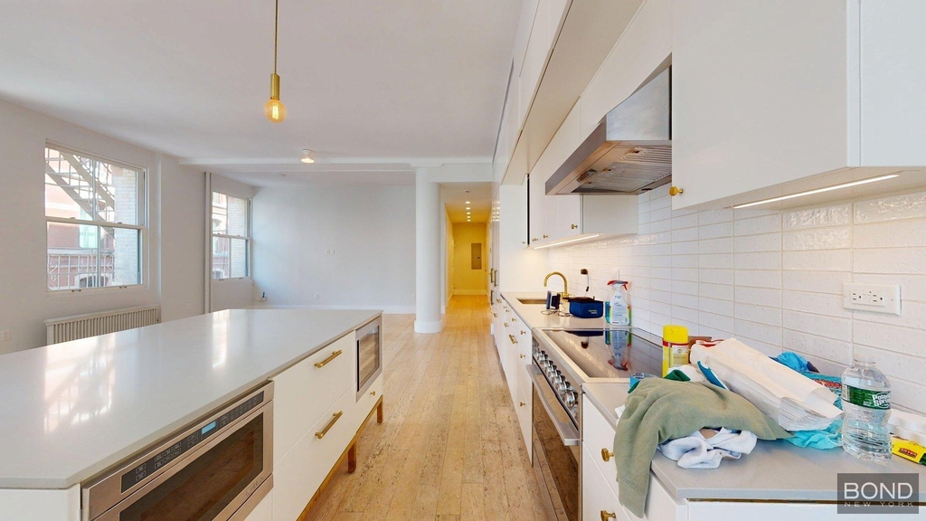 452 Broome Street - Photo 2