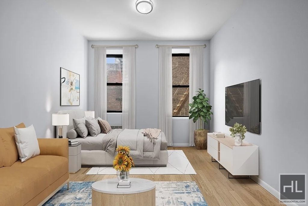 2nd Avenue - Photo 0
