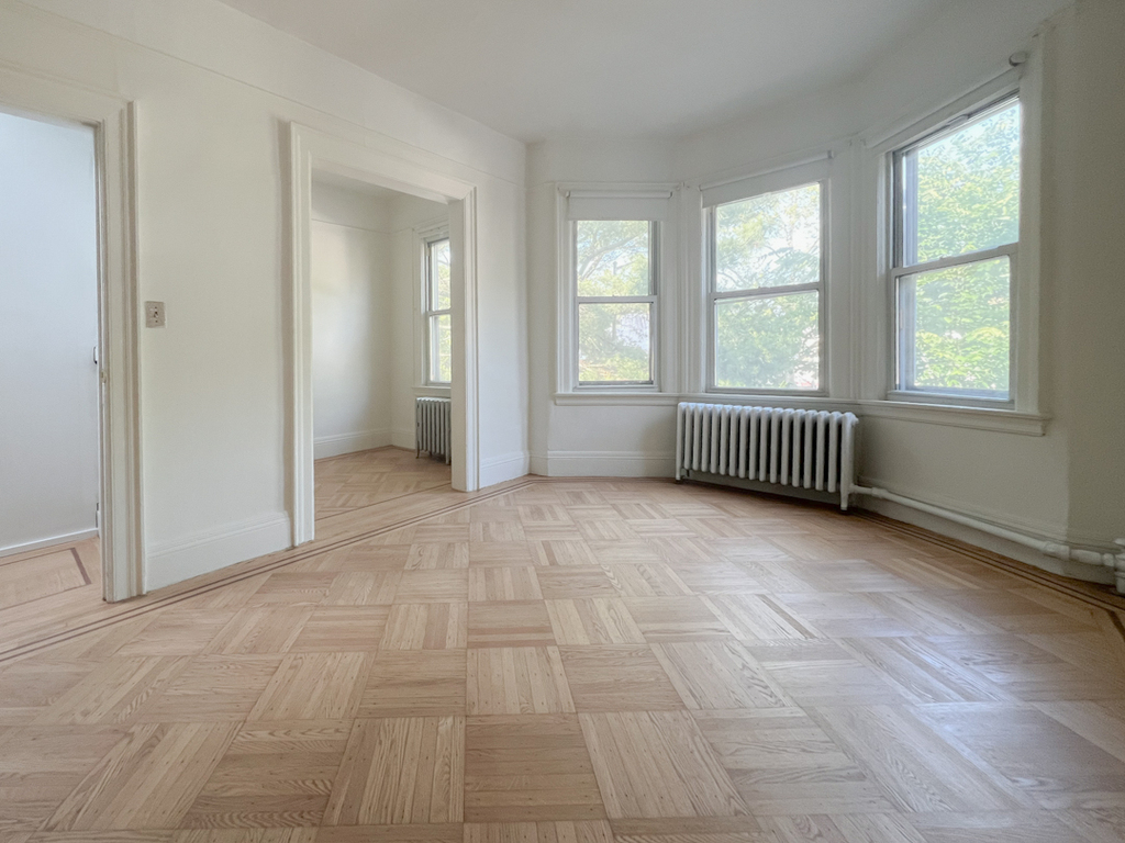228 East 9 Street - Photo 0