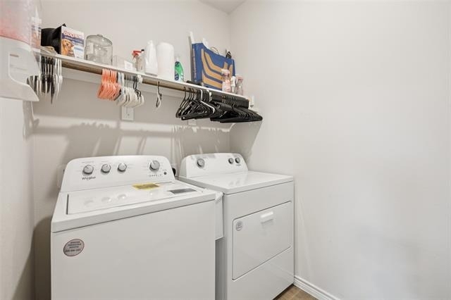 2028 Saddle Way - Photo 19