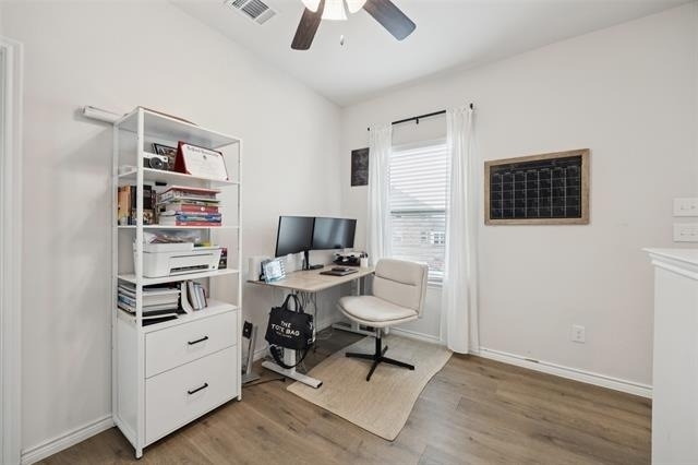 2028 Saddle Way - Photo 8
