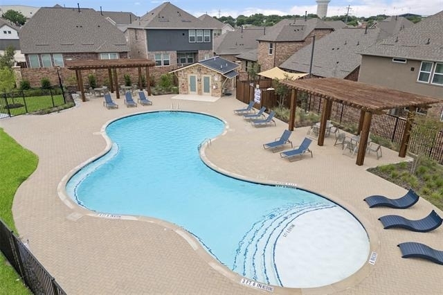 2028 Saddle Way - Photo 24