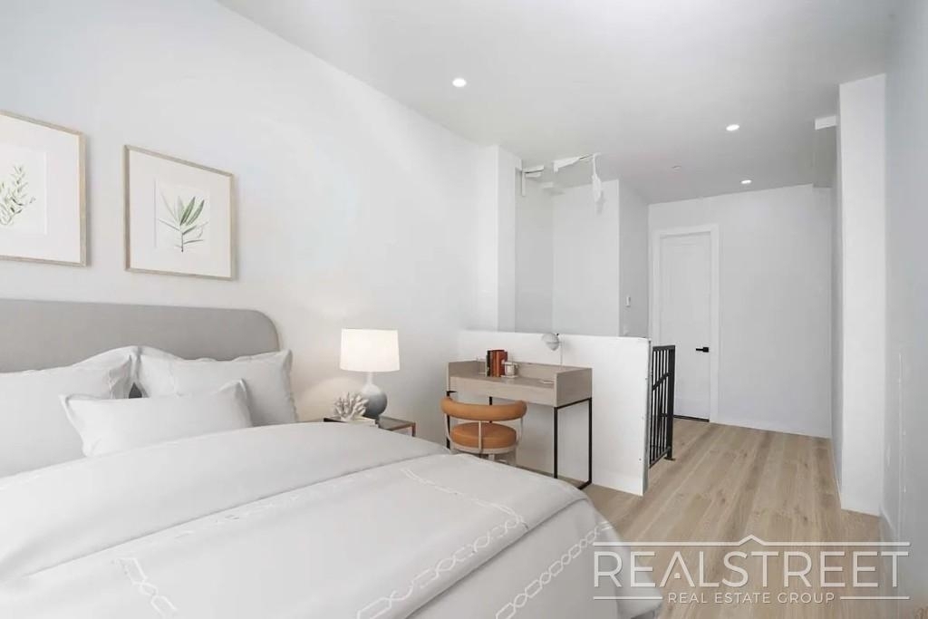 141 Meserole Street - Photo 4