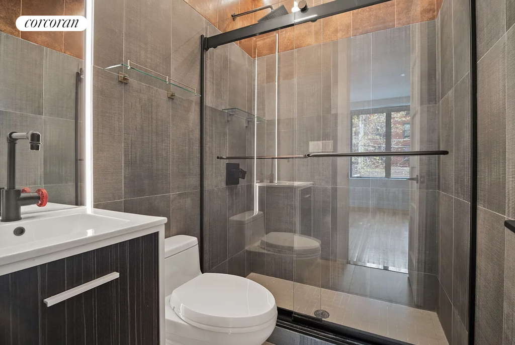 568 Lafayette Avenue - Photo 7