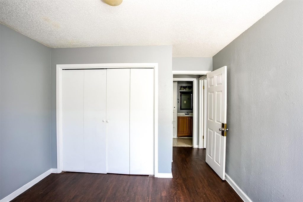2215 Mission Hill Cir - Photo 7