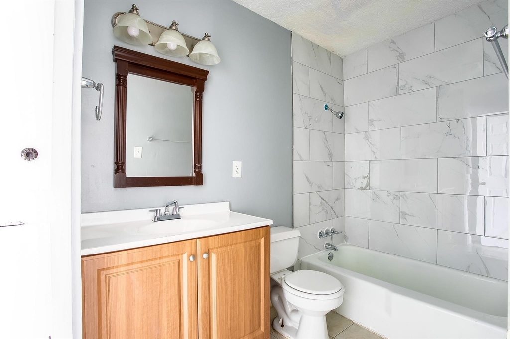 2215 Mission Hill Cir - Photo 8