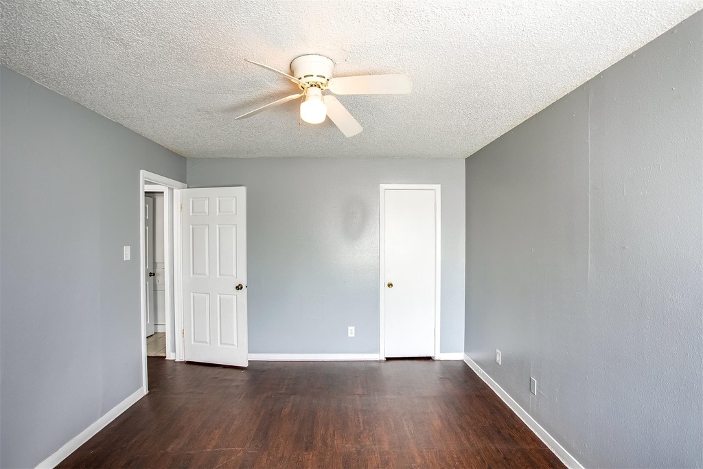 2215 Mission Hill Cir - Photo 10