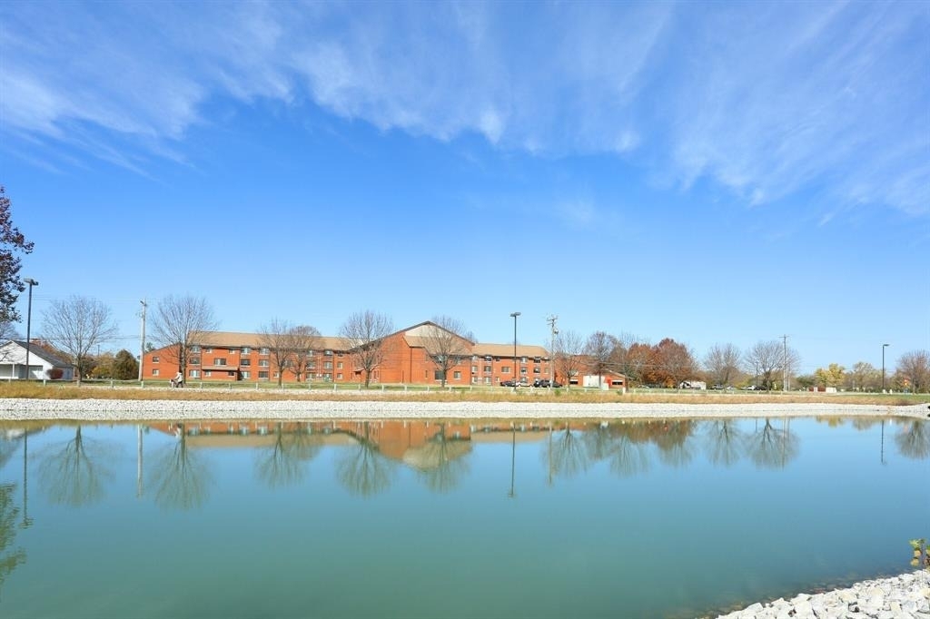 2100 Greentree North - Photo 5