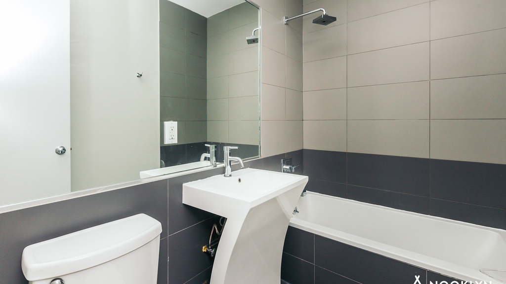 772 Jefferson Avenue - Photo 6