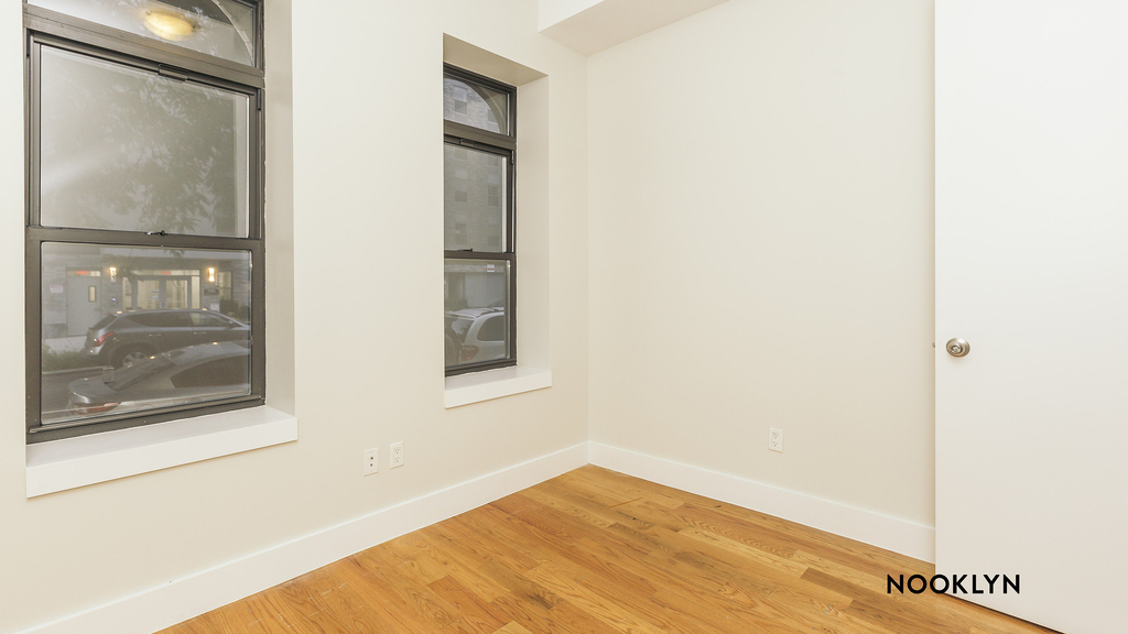 772 Jefferson Avenue - Photo 12