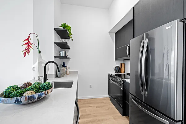 500 Degraw Street - Photo 5