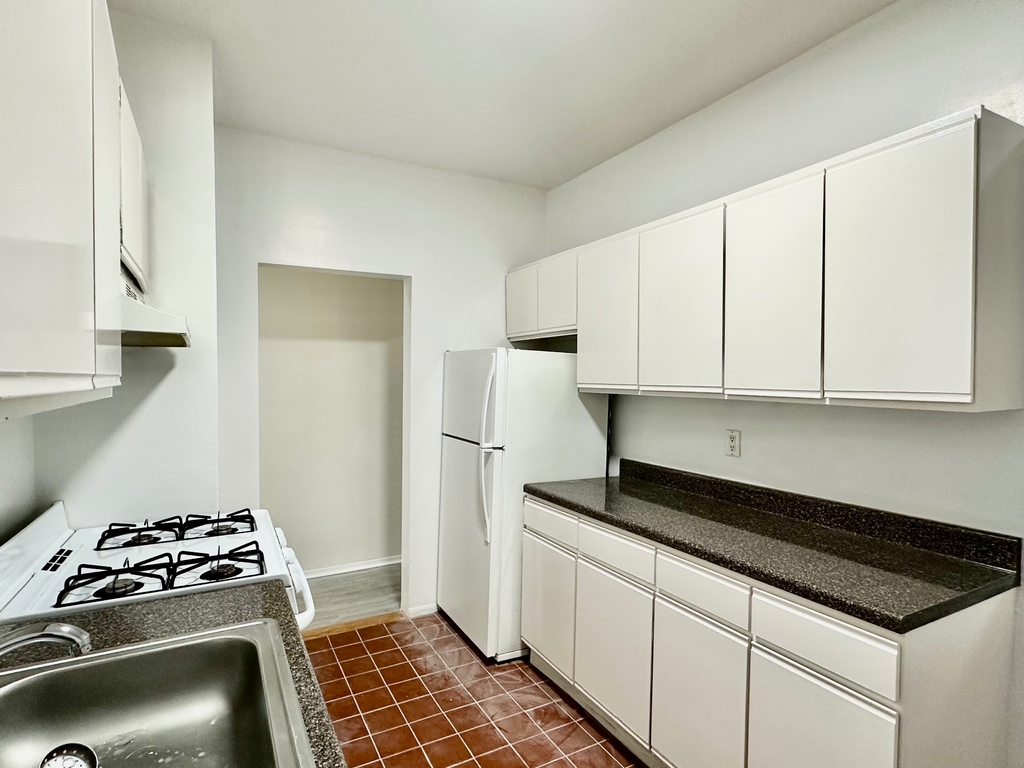 209 West 108th Street - Photo 2