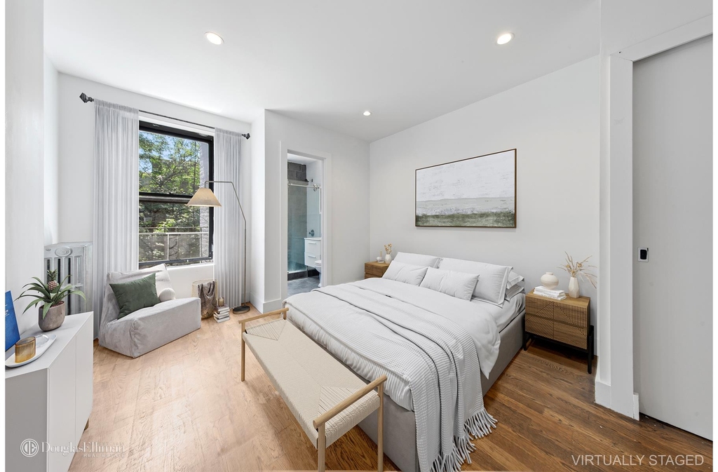 166 E 104th St - Photo 5