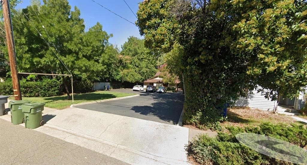 2142 Butte St - Photo 5