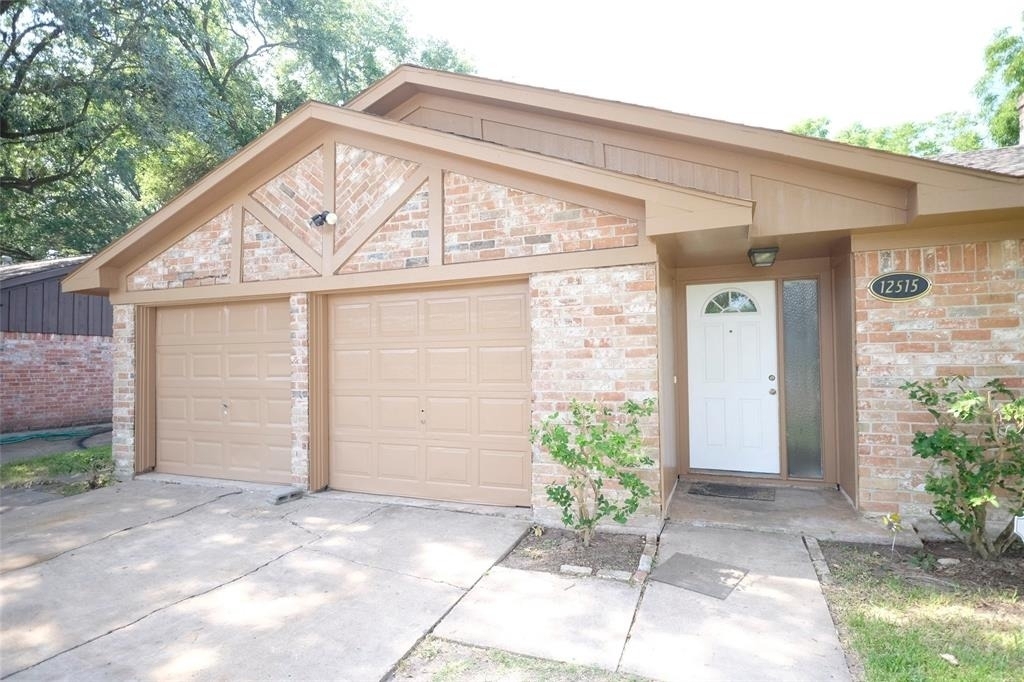 12515 Bexley Drive - Photo 1
