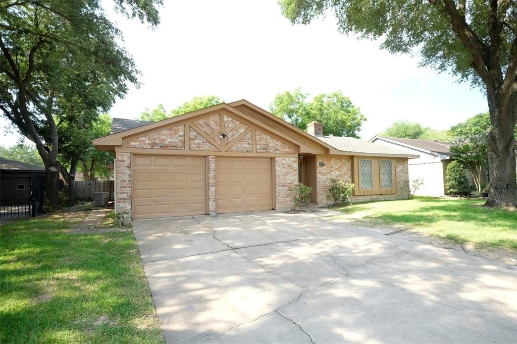 12515 Bexley Drive - Photo 0