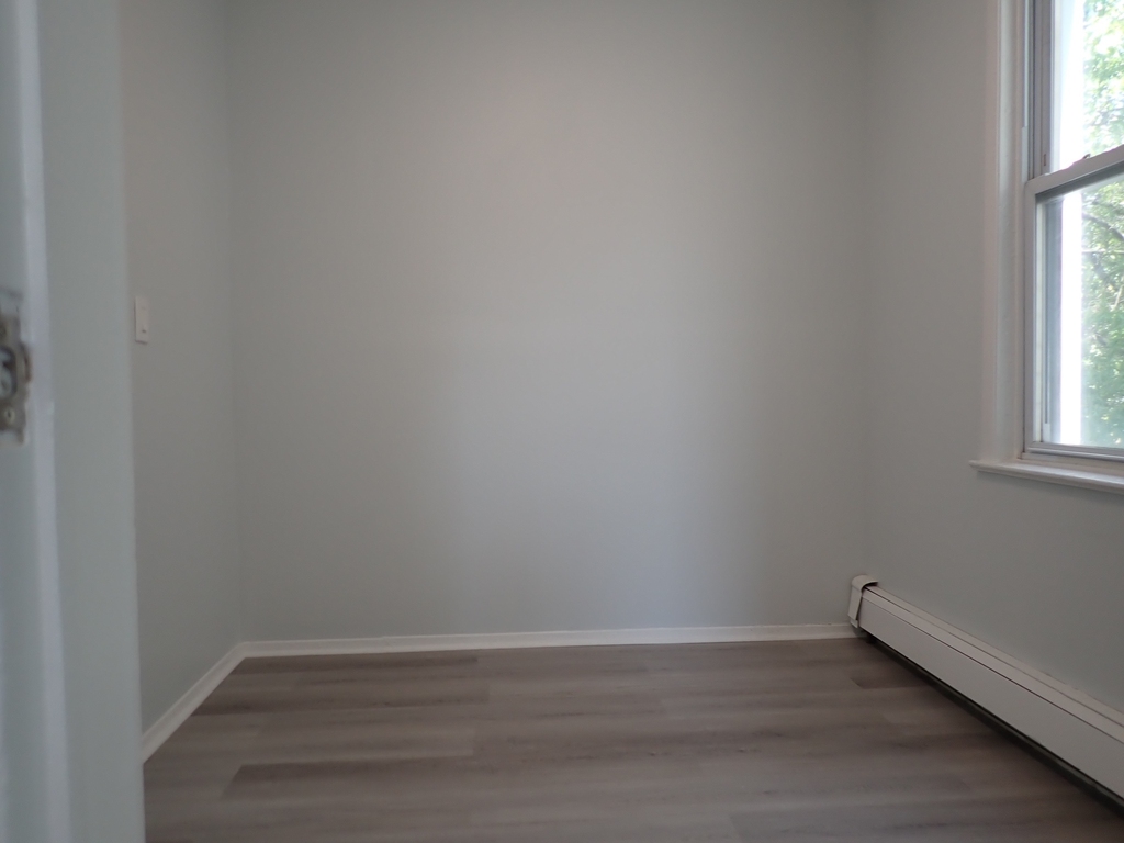 135-22 129th Street - Photo 6