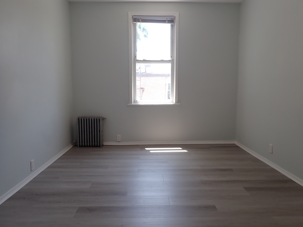 135-22 129th Street - Photo 4