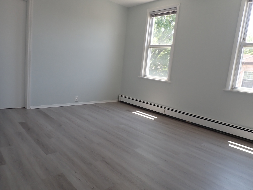 135-22 129th Street - Photo 2