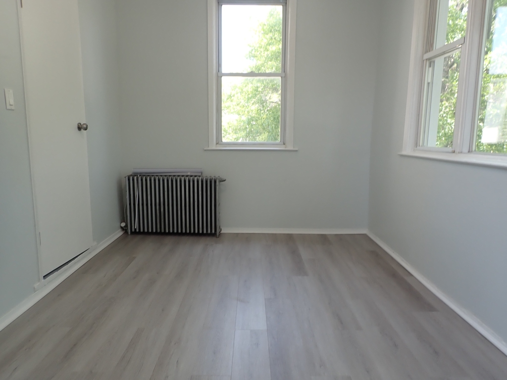 135-22 129th Street - Photo 5