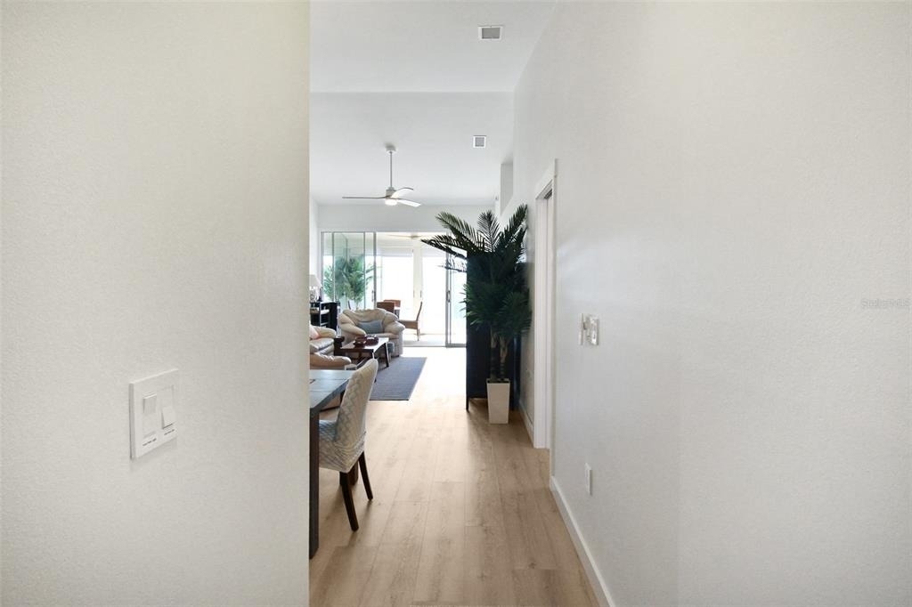 971 Waterside Lane - Photo 5