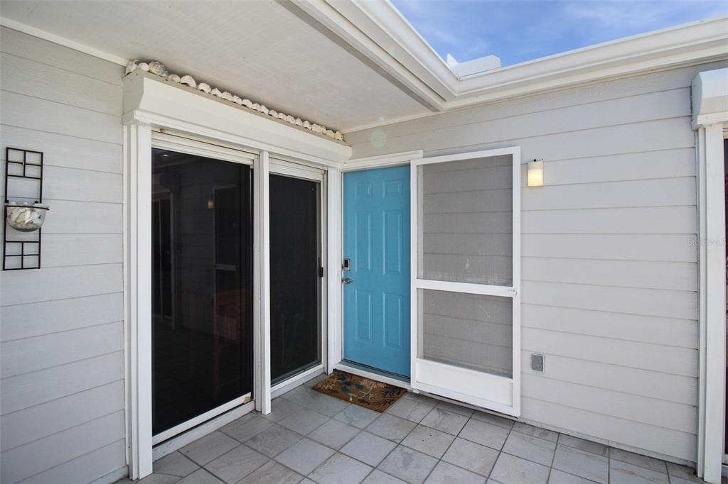 971 Waterside Lane - Photo 4