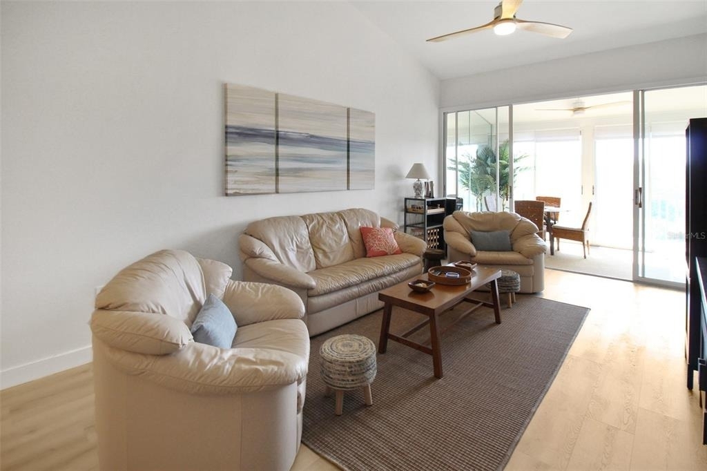 971 Waterside Lane - Photo 24