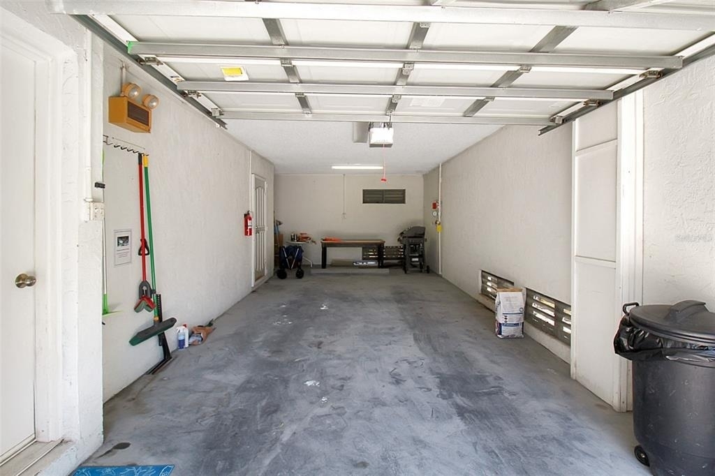 535 Forest Way - Photo 3