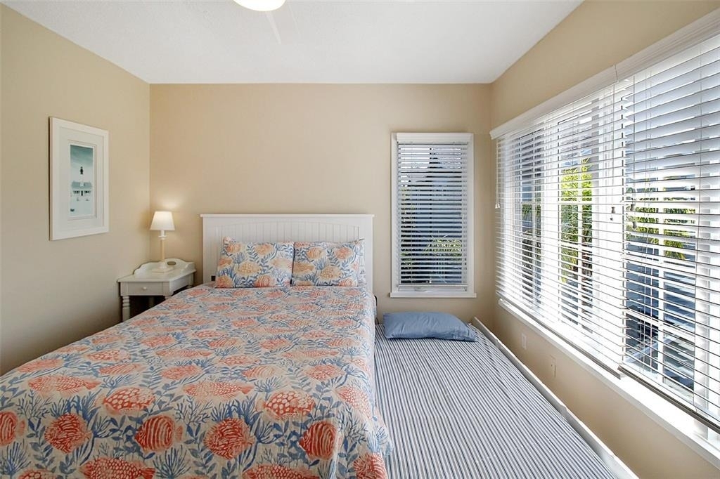 535 Forest Way - Photo 44