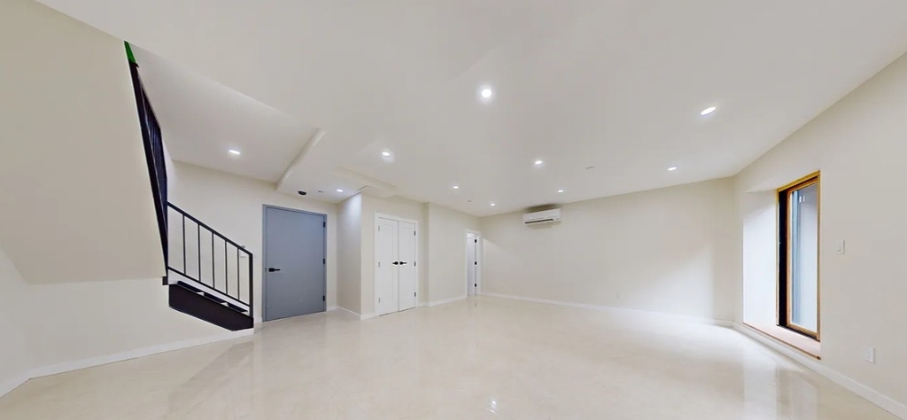 26-28 18th Street - Photo 2