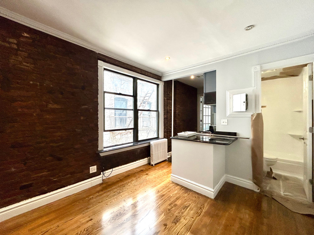 East 13th Street - Photo 0