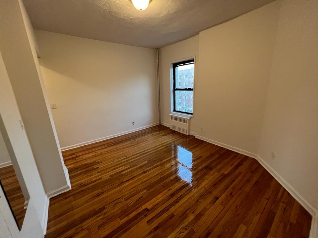 200 West 113th Street - Photo 3