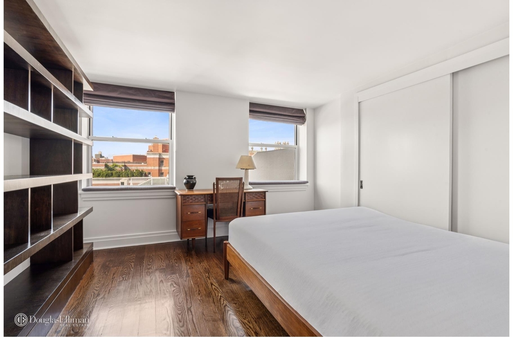 257 W 117th St - Photo 10