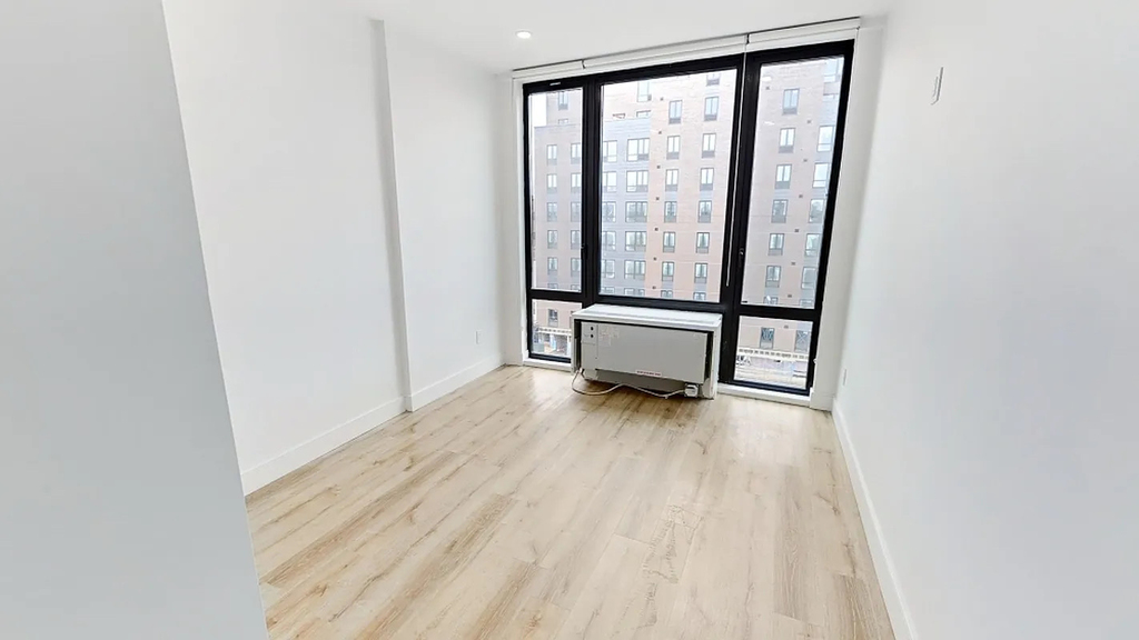 416 Lenox Avenue - Photo 5