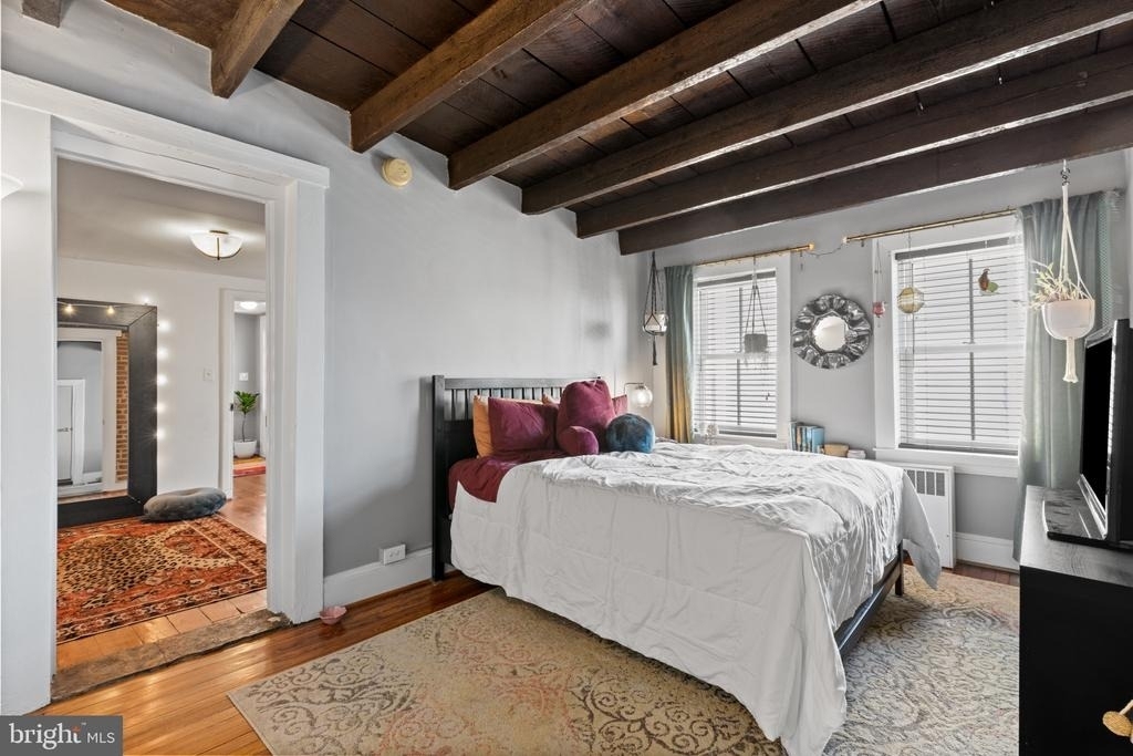 337 E Hamburg Street - Photo 16