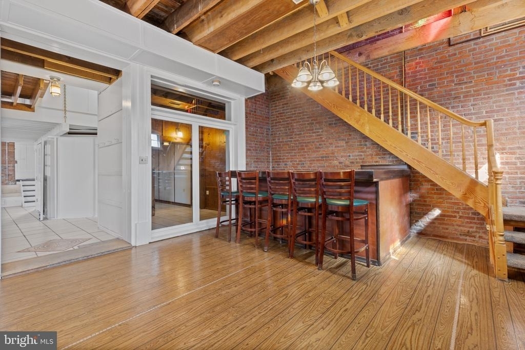 337 E Hamburg Street - Photo 12