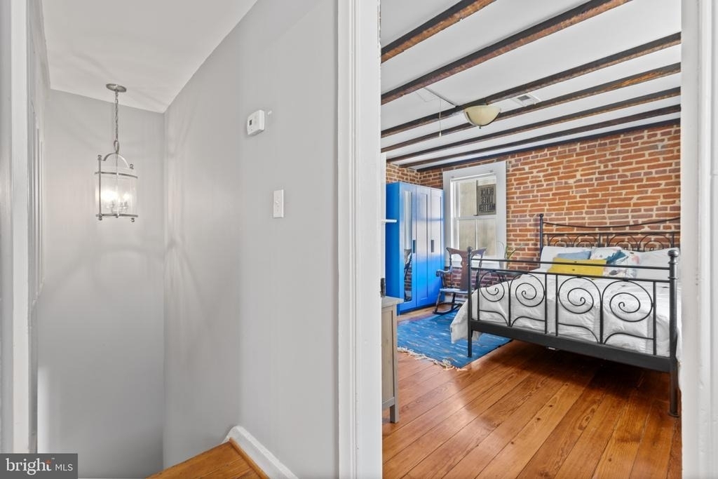 337 E Hamburg Street - Photo 15