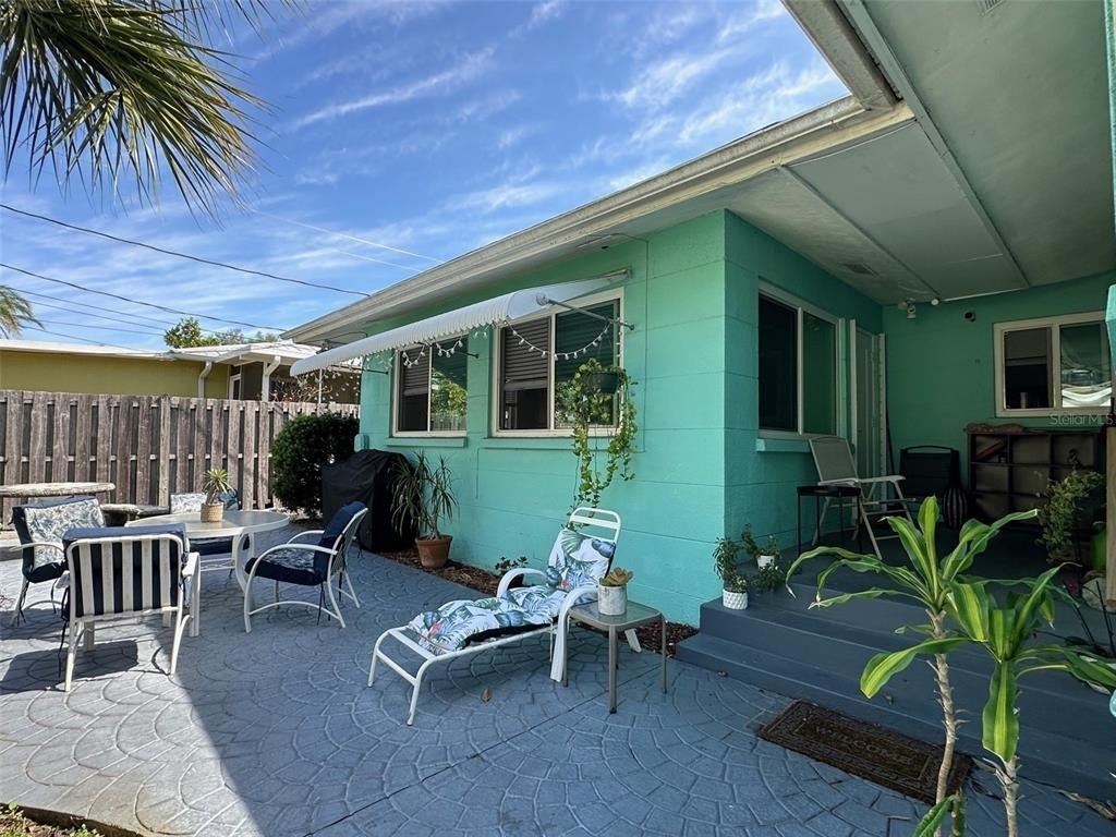 3605 Iroquois Avenue - Photo 1