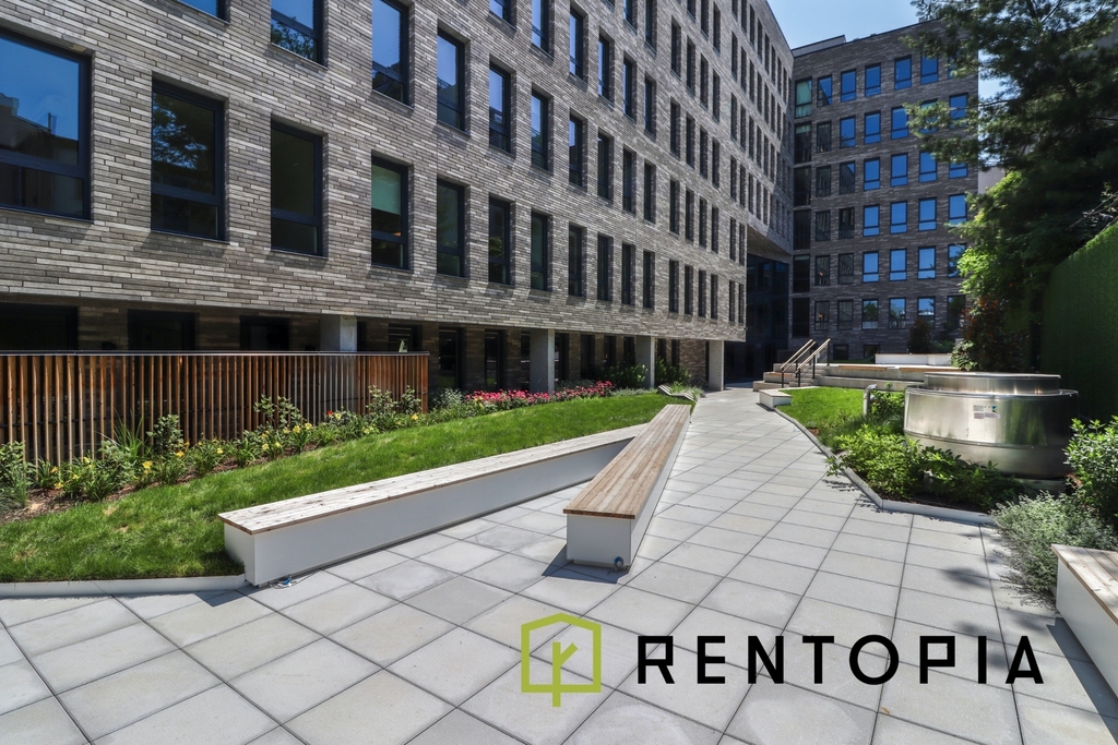 130 Hope Street - Photo 8