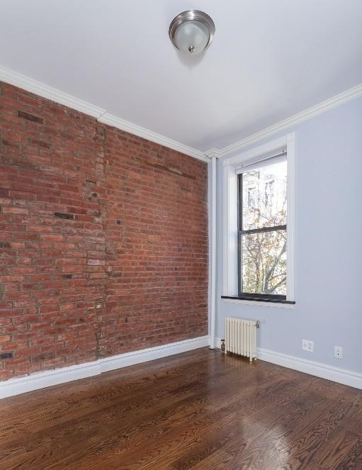 153 Rivington St - Photo 1