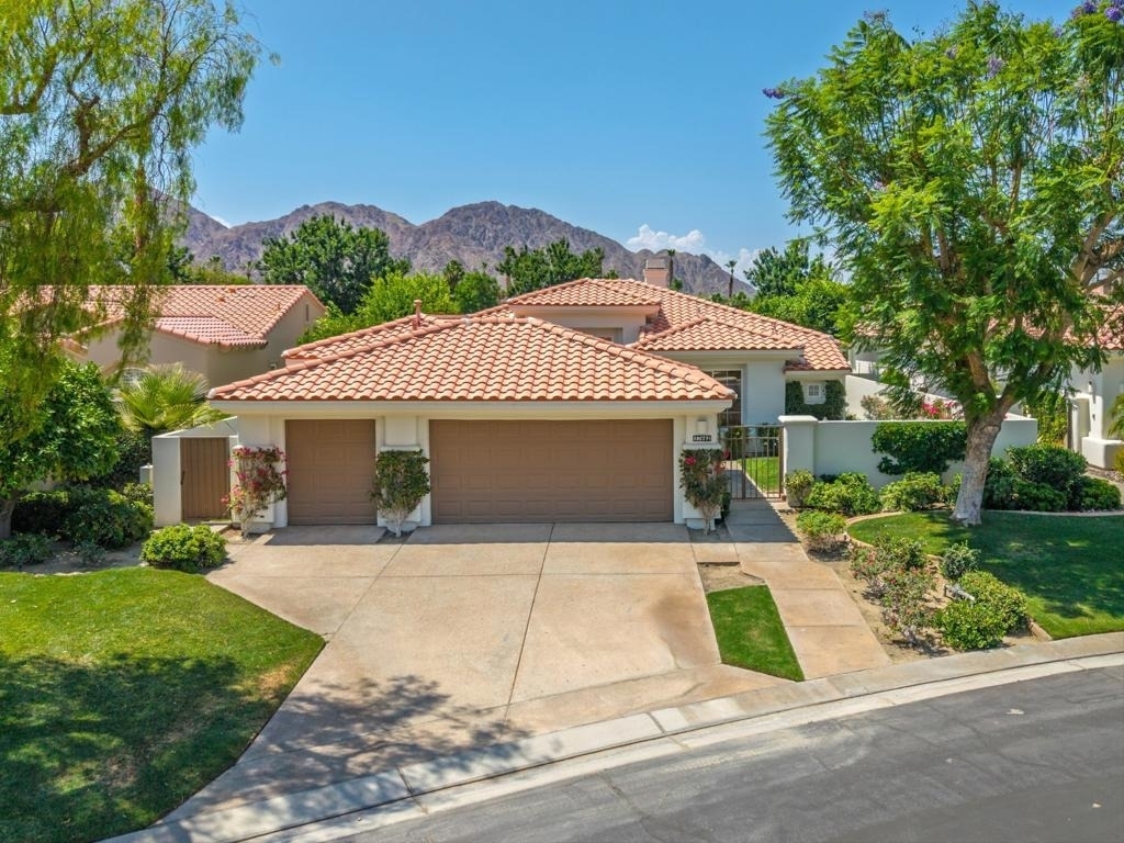 57461 Spanish Hills Lane - Photo 1